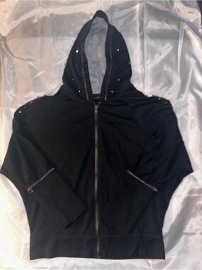 Vintage In Vein Women’s studded hoodie